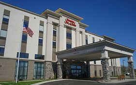 Hampton Inn & Suites Forest City