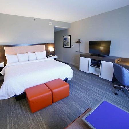 Hampton Inn & Suites Forest City Exterior foto